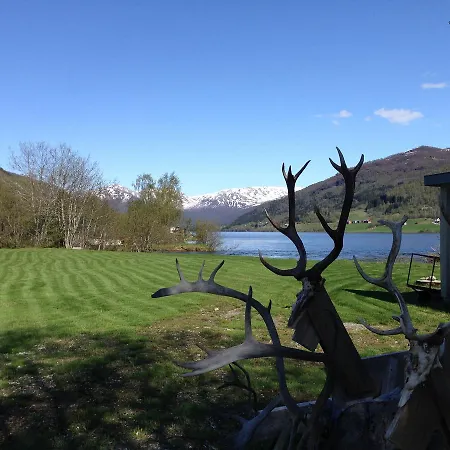 Vossestolen 2* Vossestrand